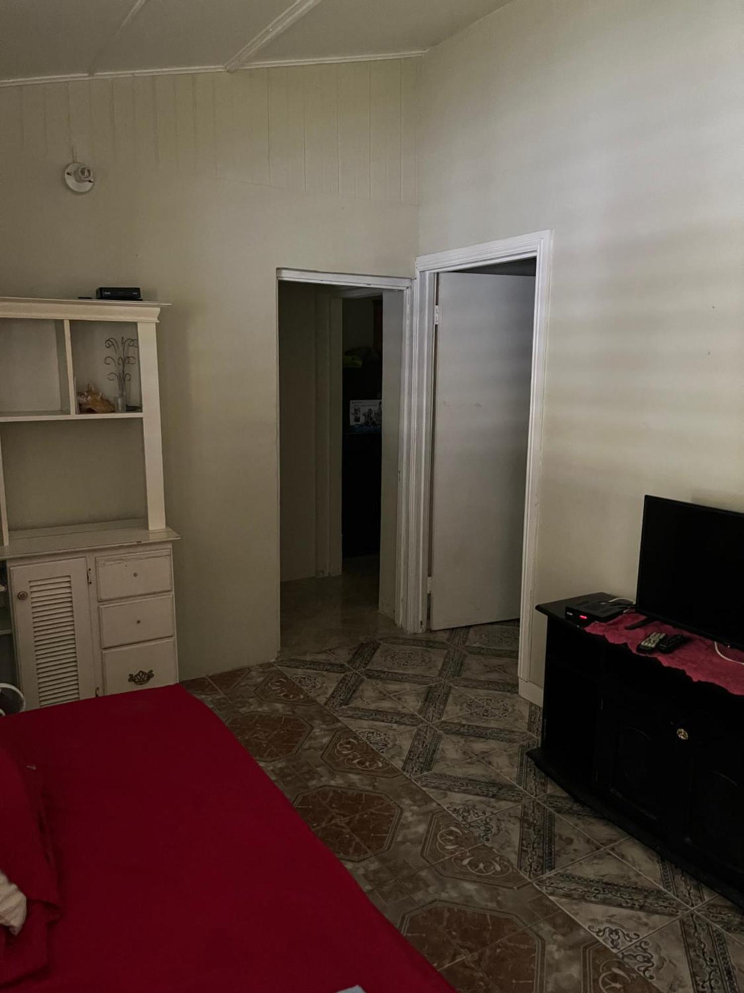Andre'S Guest House 네그릴 객실 사진